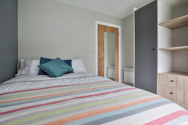 スチューデントオンリー ビクトリアポイント