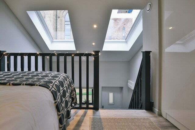 スチューデント オンリー ザ チャペル