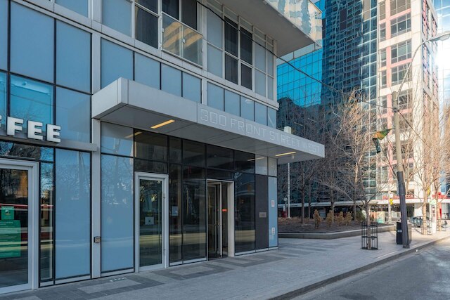 ハーバー ダウンタウン CN タワー