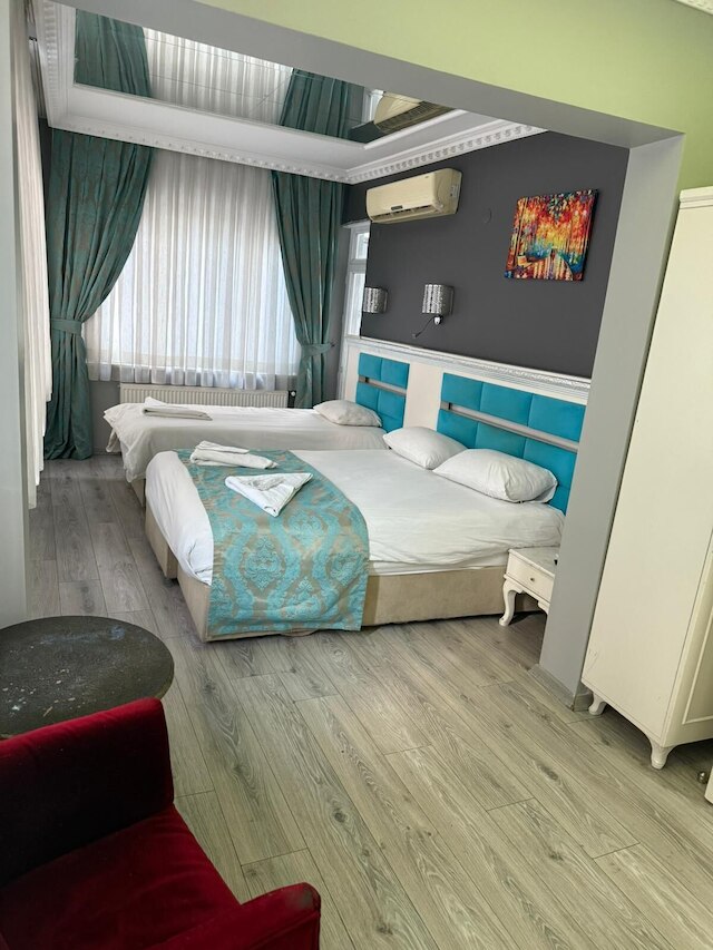 ホリデイ スイート