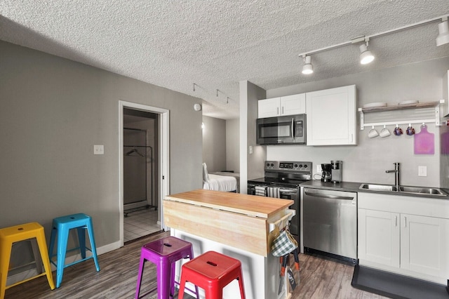 スカイ ハイ スタジオ イン ダウンタウン デンバー