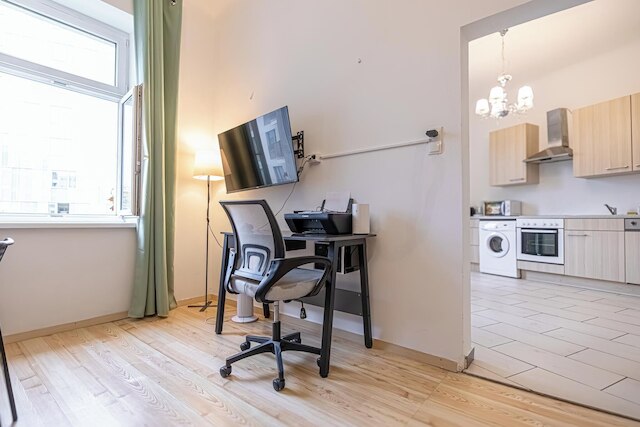 スペーシャス 1 ベッドルーム アパートメント ニア ドナウ