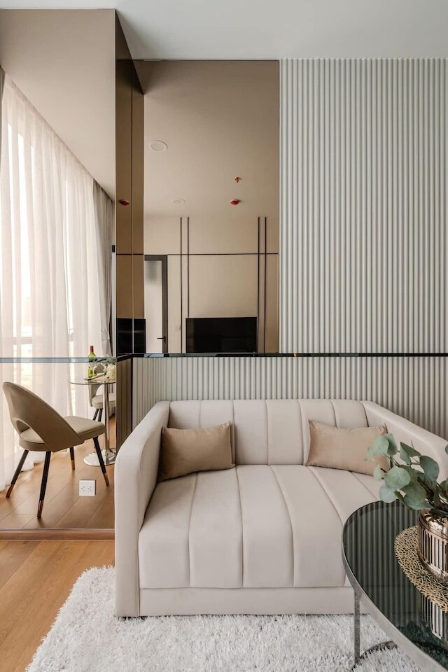 New City Condo in Central Bangkok ·