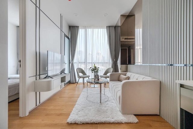 New City Condo in Central Bangkok ·