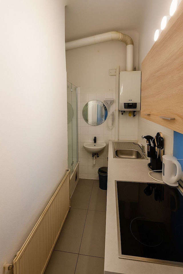 モダン 2ベッドルーム アパートメント ニア カールスプラッツ