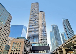 ハーバースイーツ & タワーズ ユニオン トロント