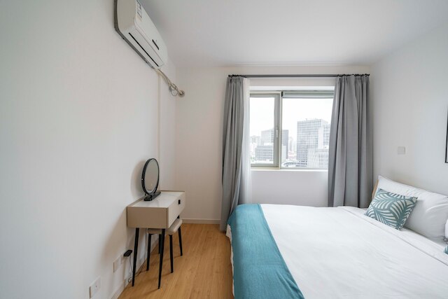 Tyms 2BR APT Riverside Garden