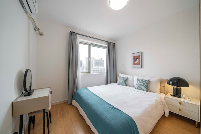 Tyms 2BR APT Riverside Garden