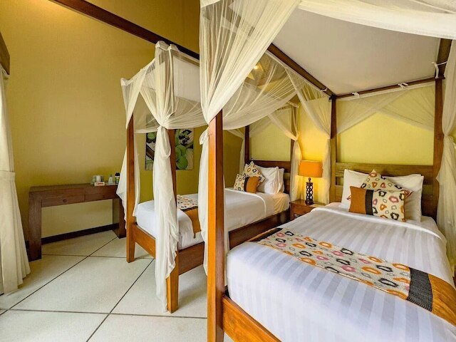 ラグジュアリー 4ベッドルーム ヴィラ サンタイ セントラル セミニャック