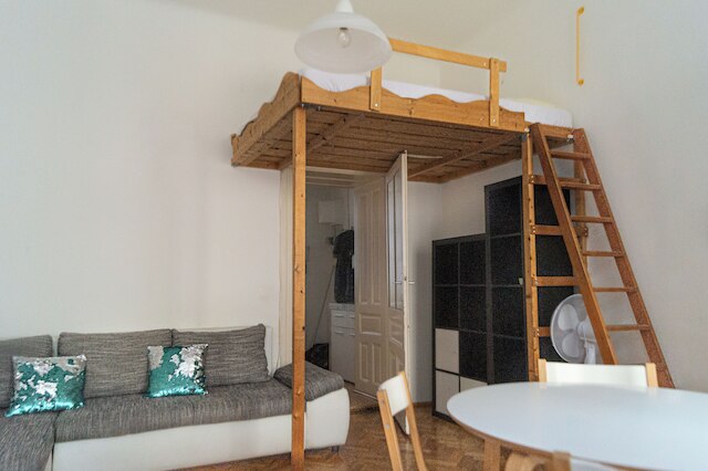 バジェット 1ベッドルーム アパートメント スリープス 5 ベルヴェデーレ