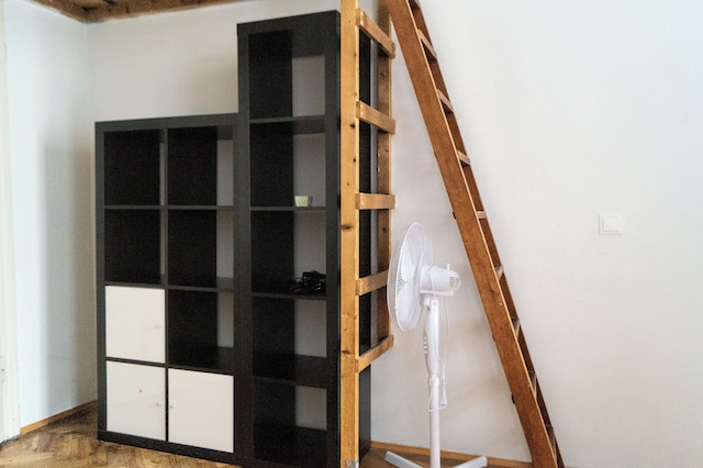 バジェット 1ベッドルーム アパートメント スリープス 5 ベルヴェデーレ