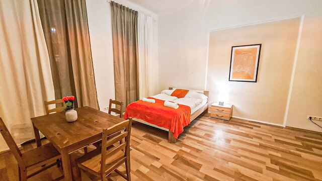 クラシック 2 ベッドルーム ビエニーズ アパートメント ニア ダウンタウン