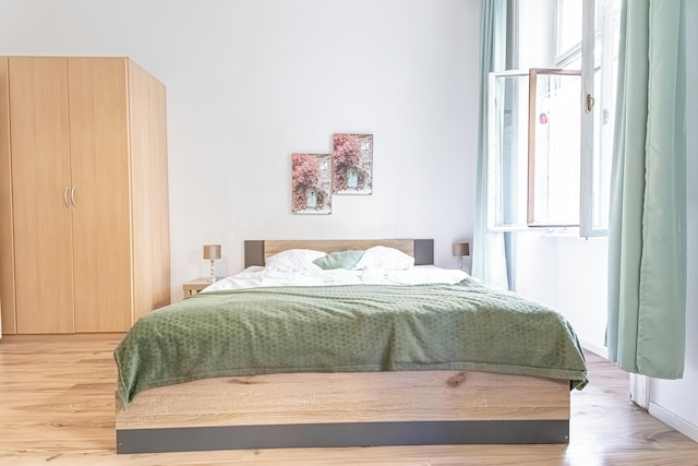 シンプル 1 ベッドルーム アパートメント ロングステイ ニア ベルヴェデーレ