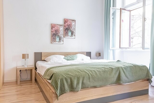 シンプル 1 ベッドルーム アパートメント ロングステイ ニア ベルヴェデーレ