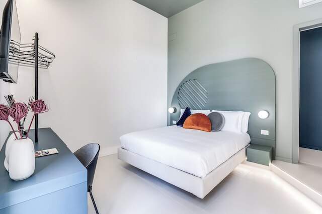 コルソ ウンベルト 228 - ソフィア アパートメンツ