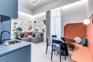 コルソ ウンベルト 228 - ソフィア アパートメンツ