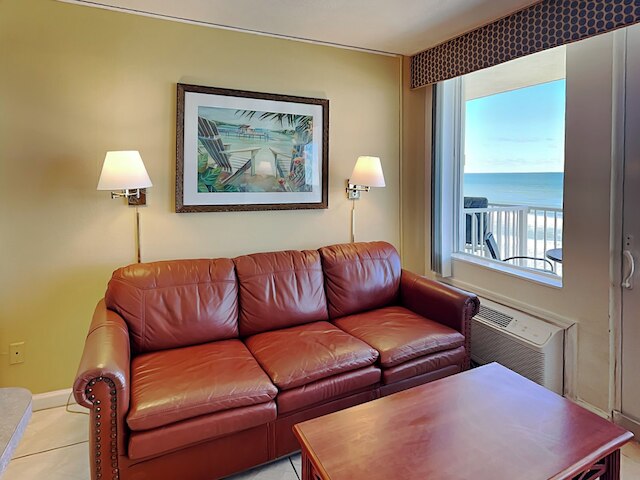 Harbour Beach Resort 603