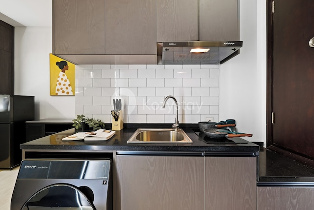 オスヴィア by Kozystay - スディルマン