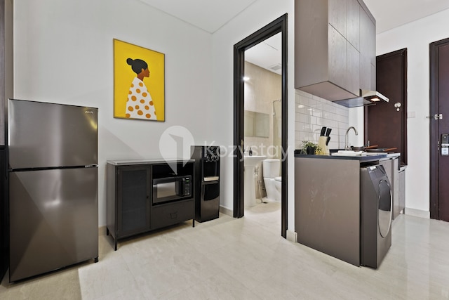 オスヴィア by Kozystay - スディルマン