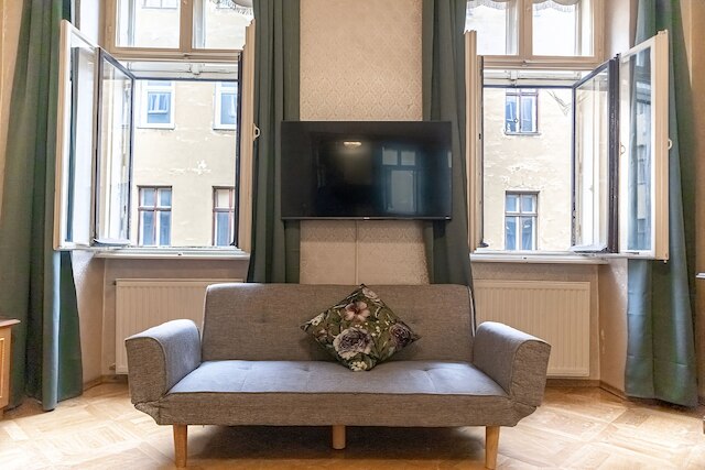 Spacious 4BR Apt Long Stay Friendly