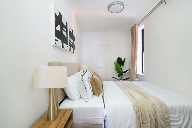 1288 UES アパートメンツ