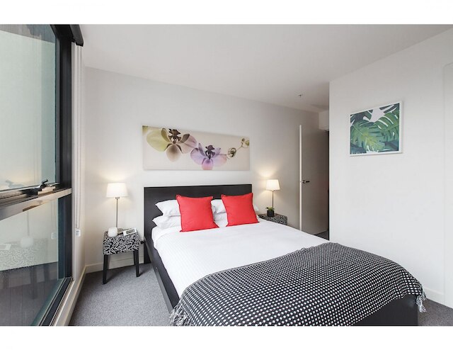 2 ベッド アパートメント イン トレンディ コリングウッド