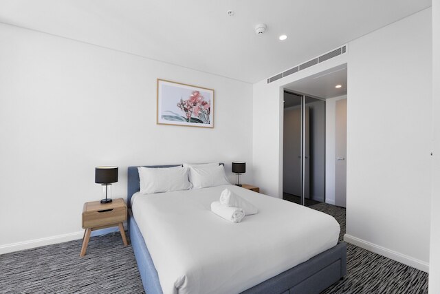 ラックス オーシャンフロント 1ベッド ハイライズ ウィズ プール & ジム