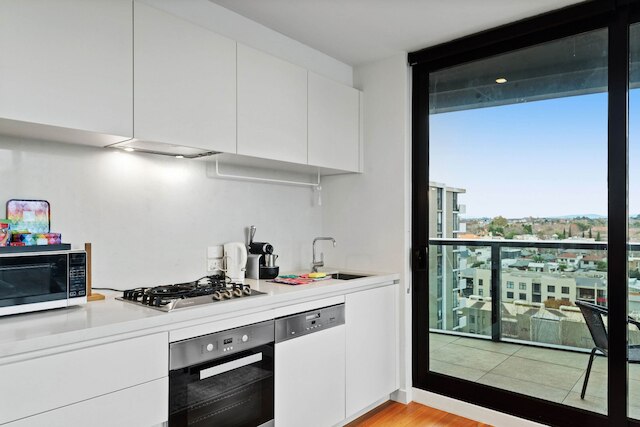 ブライト アパートメント ウィズ シティビューズ イン トレンディ ロケール