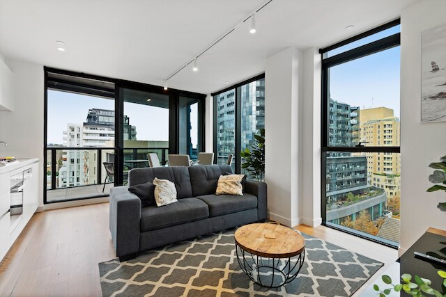 ブライト アパートメント ウィズ シティビューズ イン トレンディ ロケール