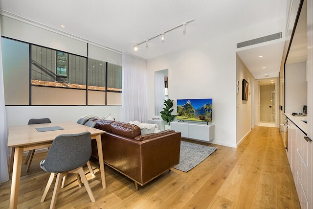 ブライト テラス ユニット ネクスト トゥ チャペル ストリート ダイニング