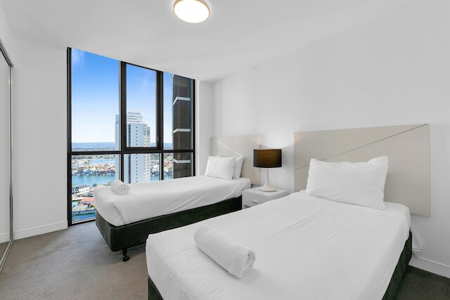 ワンダフル 2 ベッド ウィズ プール, ジム & シーニックビューズ