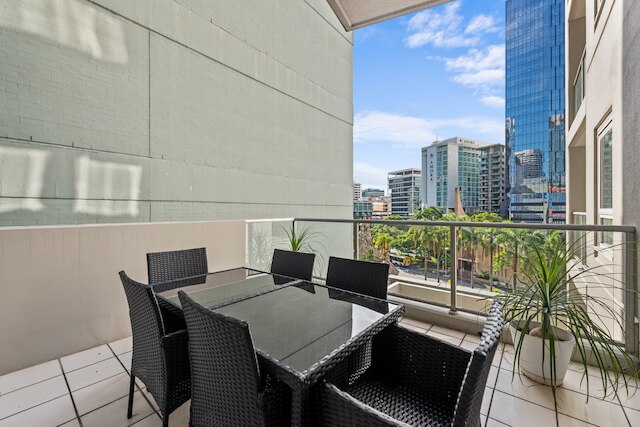 プライム シティ レジデンス ウィズ プール, ジム アンド パーキング