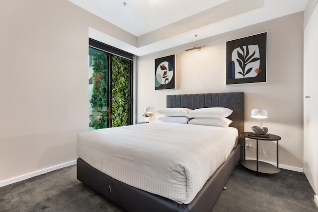 インペッカブリー シック 2ベッド ウィズ ビューズ & ファブ アメニティーズ