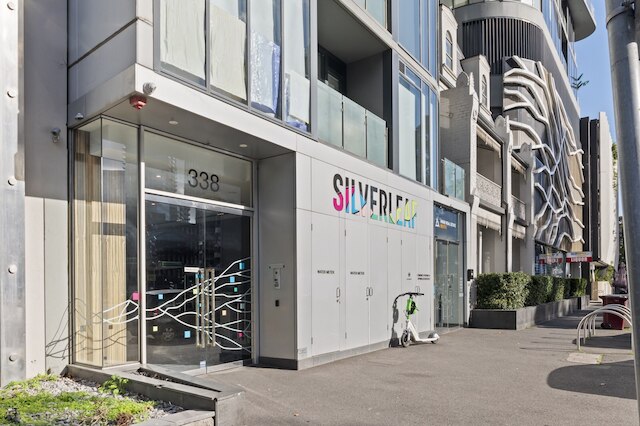 モダン 1ベッド アパートメント クローズ トゥ アトラクションズ