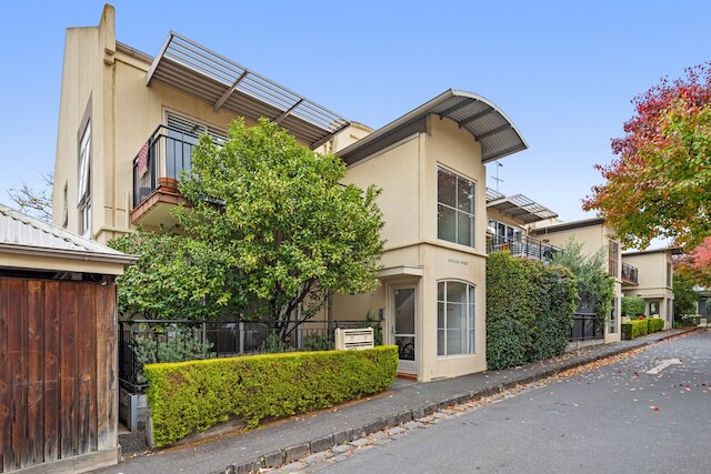 パーフェクト 2ベッド インナーシティ ホーム ウィズ プール アンド BBQ エリア