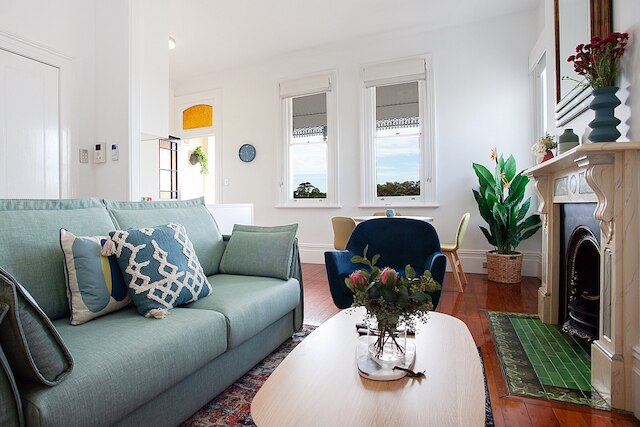 スペーシャス スタジオ ウィズ バルコニー イン インナーシティ グリーブ