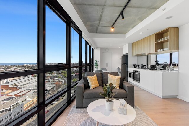 スタイリッシュ 1 ベッド ウィズ プール ジム & スタニングビューズ