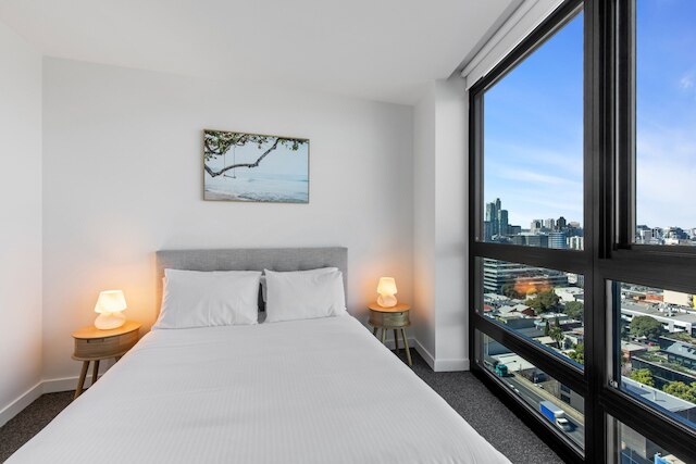 スタイリッシュ 1 ベッド ウィズ プール ジム & スタニングビューズ