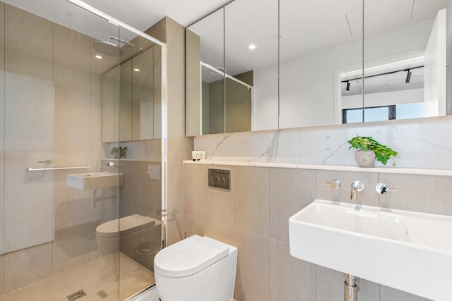 スタイリッシュ 1 ベッド ウィズ プール ジム & スタニングビューズ