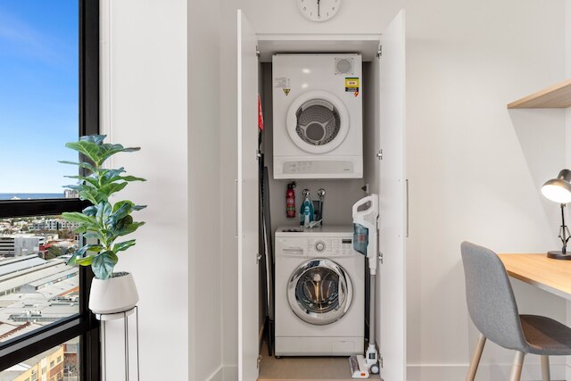 スタイリッシュ 1 ベッド ウィズ プール ジム & スタニングビューズ