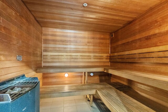 2 ベッド インナーシティ パッド ウィズ ジム