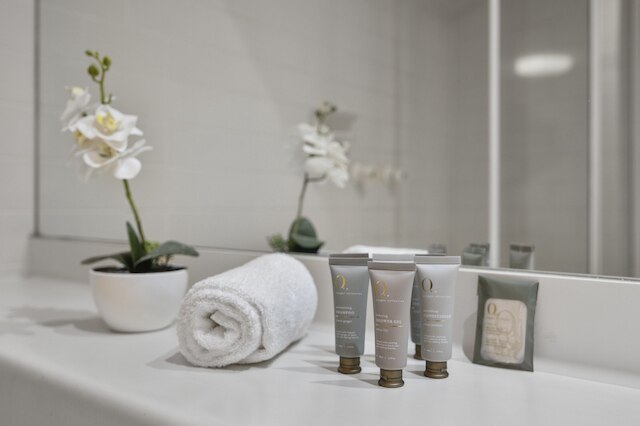 セントラル 2 ベッド パッド ウィズ テニスコート,