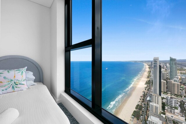 オーシャンフロント 3ベッド ウィズ スタニング ビューズ プール & サウナ