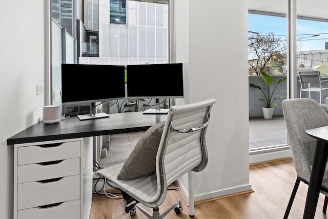 スリーク サウス ヤラ 2ベッド ウィズ アルフレスコ ダイニング