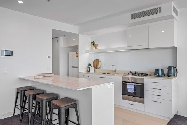 オーシャンビュー 2ベッド ウィズ プール、サウナ、ジム & パーキング