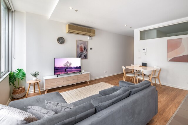 メルボルン CBD 2ベッドルーム アパートメント ウィズ プール & ジム アクセス