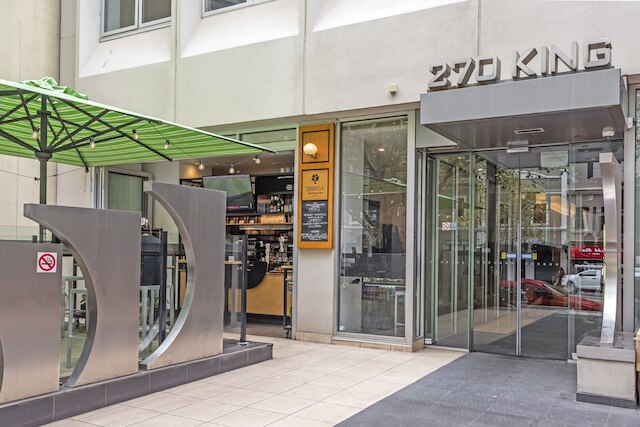 メルボルン CBD 2ベッドルーム アパートメント ウィズ プール & ジム アクセス