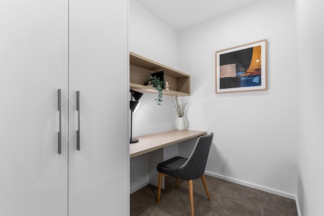 リマーカブル 3ベッド ウィズ シティビュー & スイミングプール