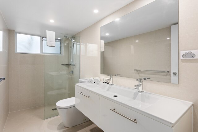 ウェイク トゥ ウェーブス イン スペーシャス 3ベッド ビーチフロント ユニット