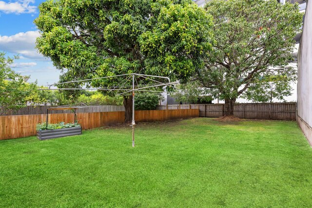 トランクィル 3ベッド ファミリーホーム ウィズ スペーシャス バックヤード